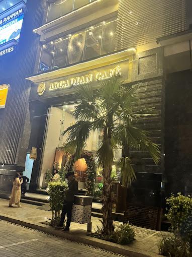 Arcadian Cafe has several branches in Lahore, including DHA Raya Commercial Phase 6. Arcadian Cafe offers a café experience as well; it serves food like fusion, Italian, French, and continental dishes.