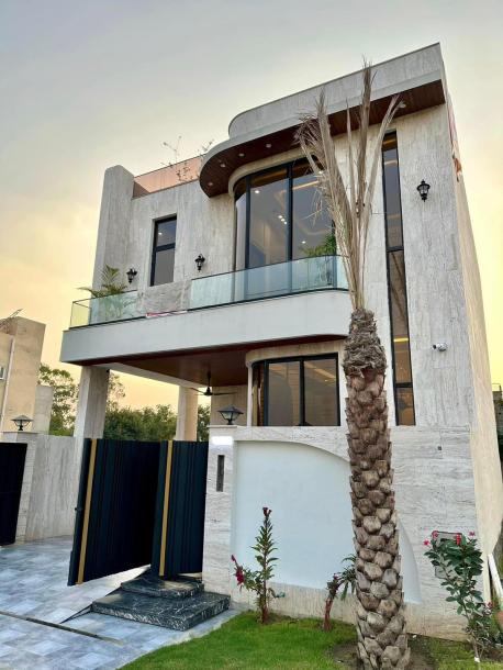 5 Marla Ultra Modern House in DHA 9 Town Lahore-4