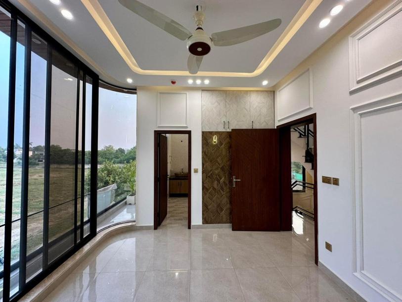 5 Marla Ultra Modern House in DHA 9 Town Lahore-6