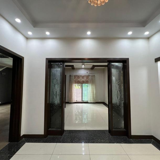 1 kanal House For sale in DHA Phase 6, Lahore Pakistan-24