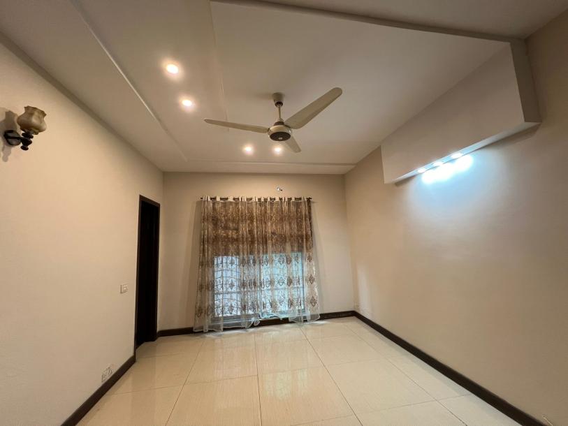 1 kanal House For sale in DHA Phase 6, Lahore Pakistan-12