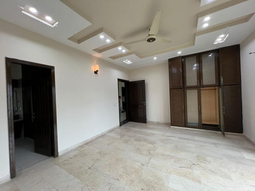 1 kanal House For sale in DHA Phase 6, Lahore Pakistan-3