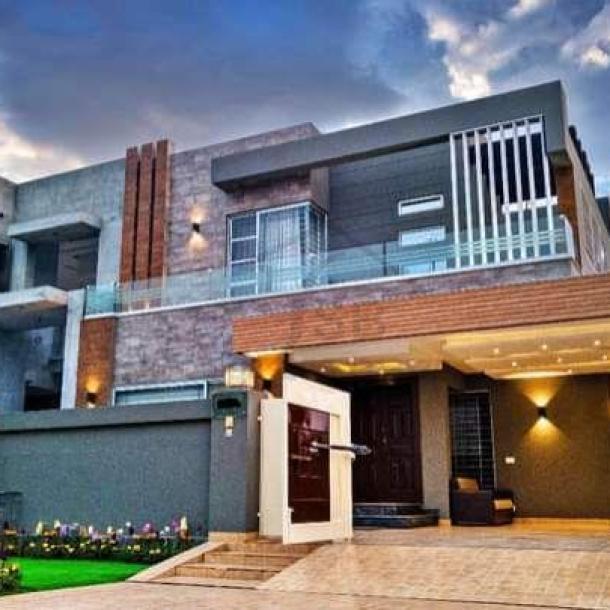 10 Marla Villa Fully Furnished | Full Basement for Sale in DHA Phase 5 Lahore-1