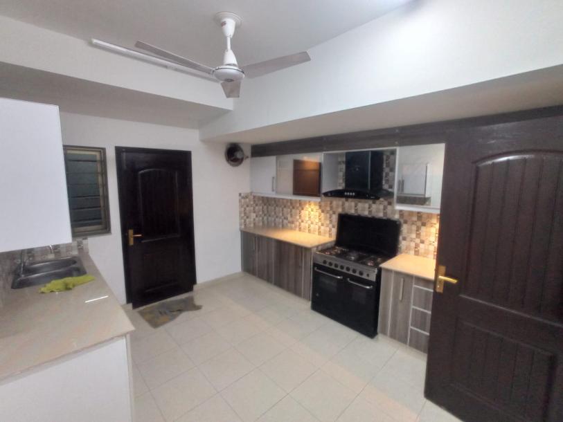 Askari 11 Sector C  5 Marla 2 Bedroom  Flat for Rent Askari 11 ,Lahore.-7