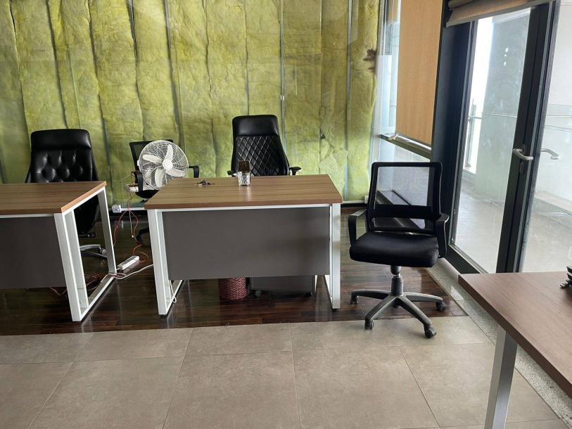 Askari Tower Main Boulevard Gulberg Lahore  2300 square feet Office Space For Rent Available-9