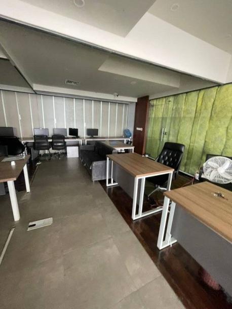 Askari Tower Main Boulevard Gulberg Lahore  2300 square feet Office Space For Rent Available-5