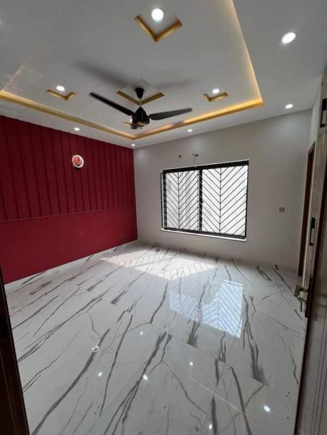 Stunning 7 Marla House for Sale in Lake City Lahore-5