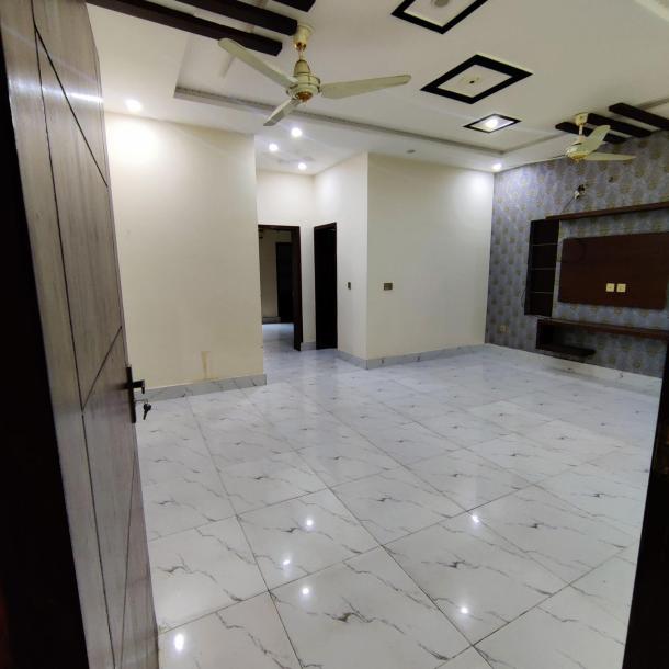 10 upper portion available for rent in Dream gardens phase 2 Defence Road Lahore opposite to comsat University-1