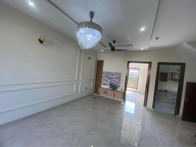 5 Marla Brand New Modern Design House For Sale In DHA Phase 11 Rahbar Lahore.A+ Solid Construction.-3