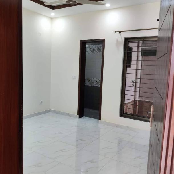 10 upper portion available for rent in Dream gardens phase 2 Defence Road Lahore opposite to comsat University-9