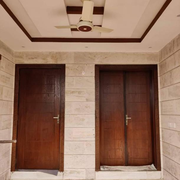 5 Marla Ground floor available for rent in Dream gardens phase 2 Defence Road Lahore opposite to comsat University,-1