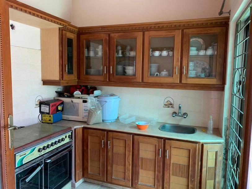 Fully Furnished House For Rent 1 Master bed,Tvl kitchen sharing. Dha phase 1.-3