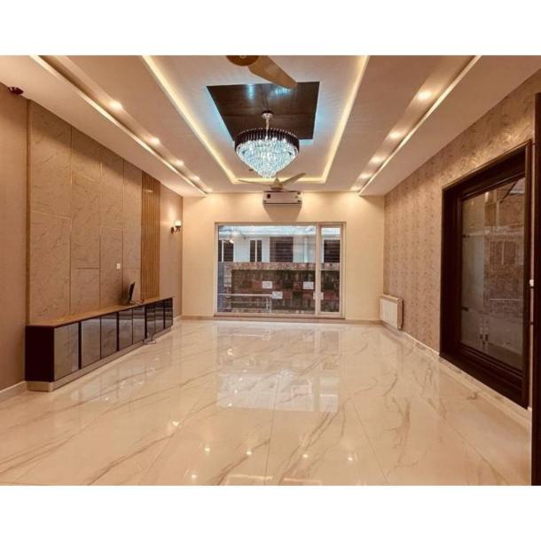 1 KANAL BRAND NEW Fully basement BUNGALOW FOR SALE in the hot location of Phase 6, DHA-Lahore.-6