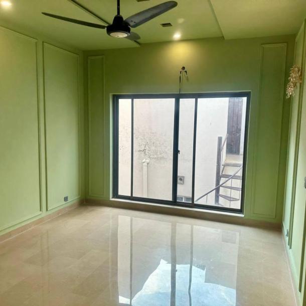 10 Marla house for sale in DHA phase 5 B block Near by park & Commercial Market .-11