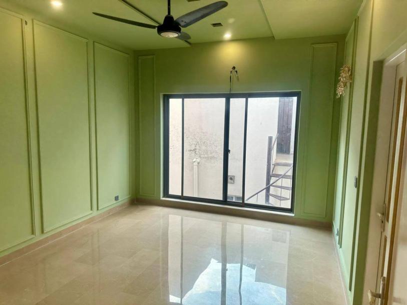 10 Marla house for sale in DHA phase 5 B block Near by park & Commercial Market .-11