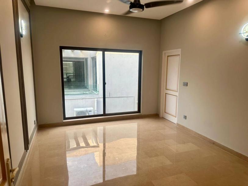 10 Marla house for sale in DHA phase 5 B block Near by park & Commercial Market .-10