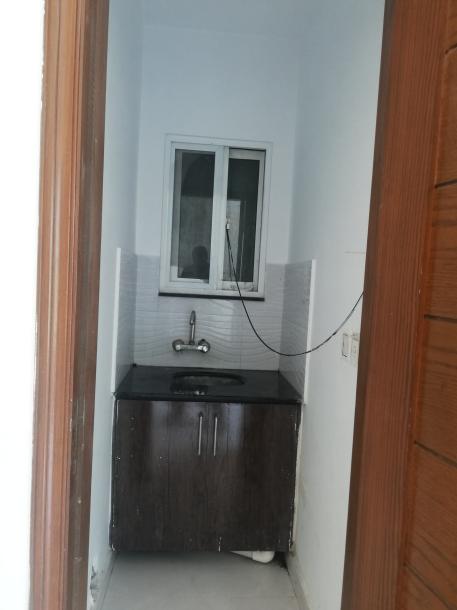 4 Marla 3rd floor Hall with 1 Kitchen For Rent In Phase 6 CCA1-3