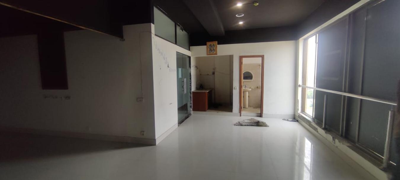 Phase 6 -cca1- 4 marla 3rd floor rent 55k-9