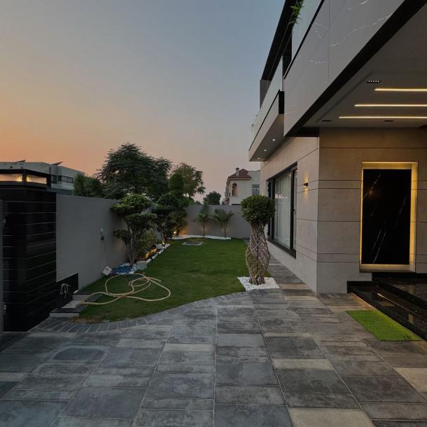 1 kanal Full Furnished Modern House For sale in DHA Phase 6, Lahore Pakistan-3