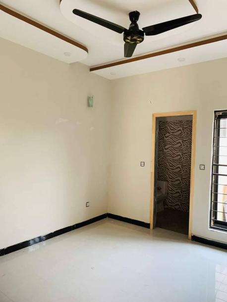 4 Marla House For sale in Paragon City barki road Lahore demand 175 with 3 beds-7