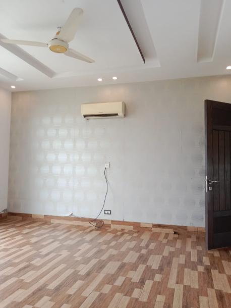 1 kanal upper portion for Rent In DHA phase 8 Lower portion locked-4