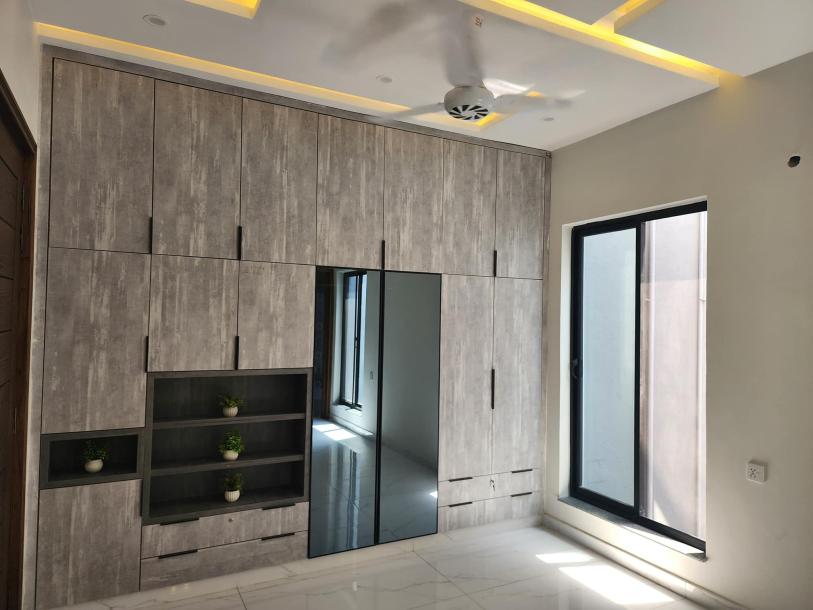 Stunning 7 Marla Modern Design House for Sale in Green City, Barki Road!-3