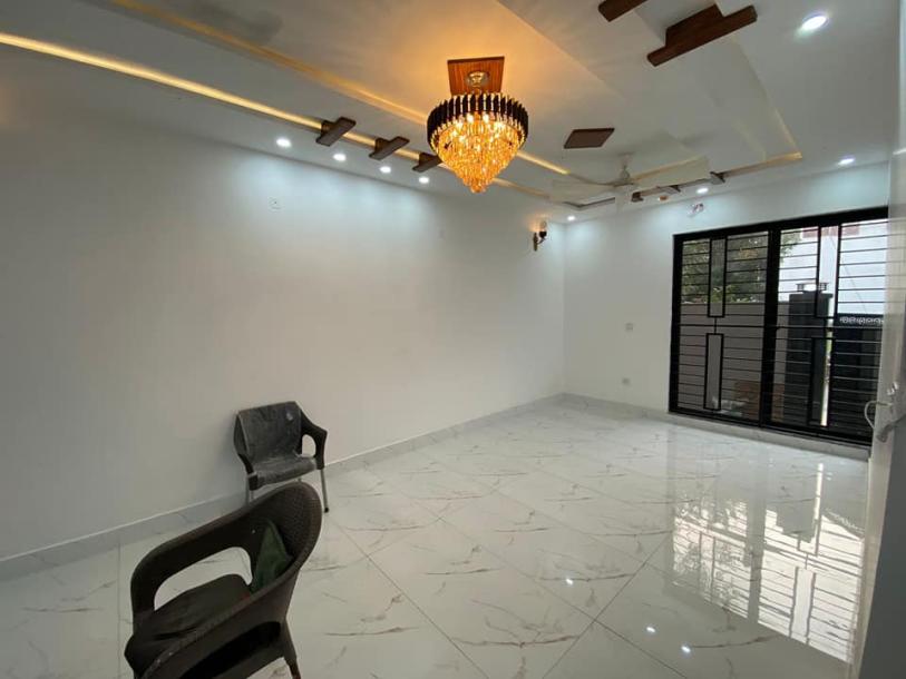 5 Marla  Ultra Modern  House For Sale In DHA Rahbar-3