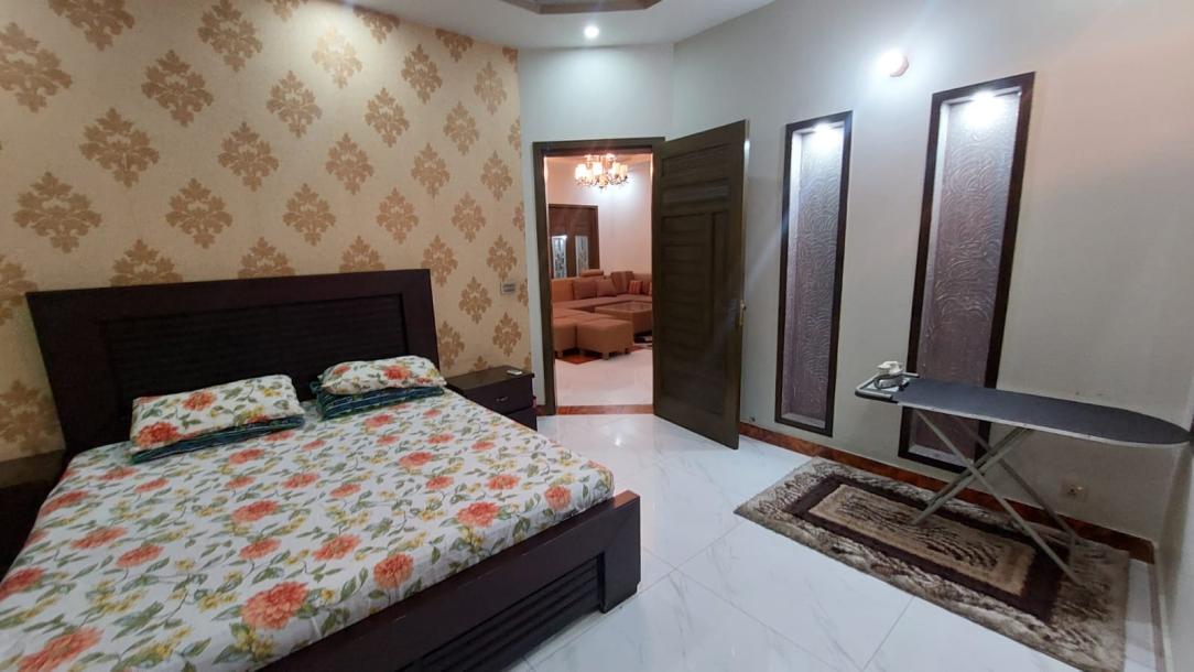 10 Lower Portion Fully Furnished 2 Bedrooms Drawing Room Tv Loungh Kitchen Totally Tiles Floor Hot Location-8