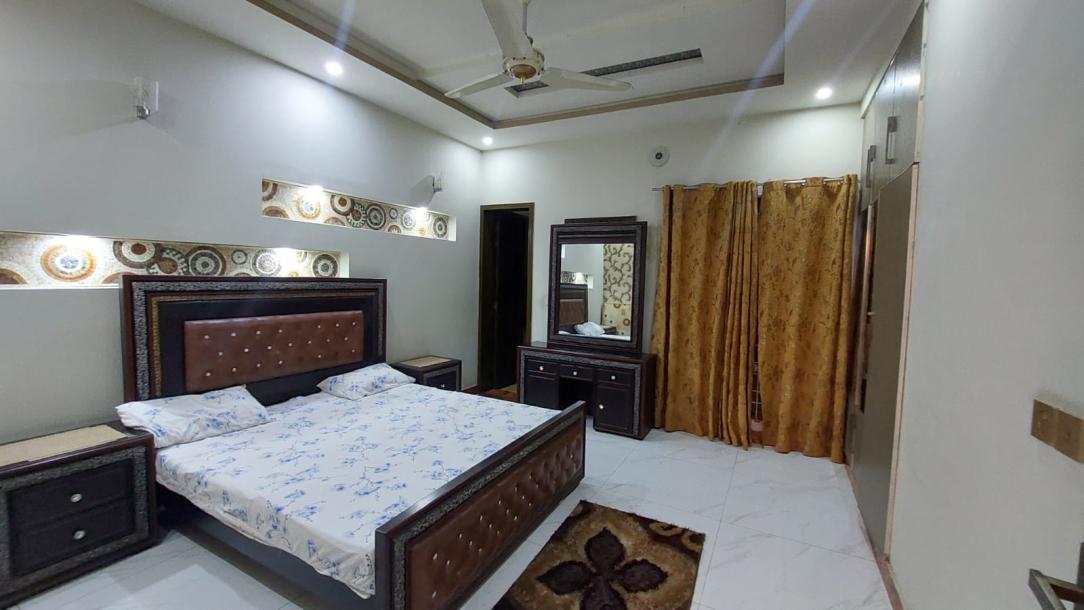 10 Lower Portion Fully Furnished 2 Bedrooms Drawing Room Tv Loungh Kitchen Totally Tiles Floor Hot Location-7