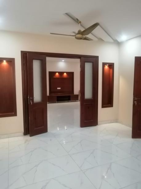 1 Kanal Upper Portion House For Rent In Wapda Town Phase 2-5