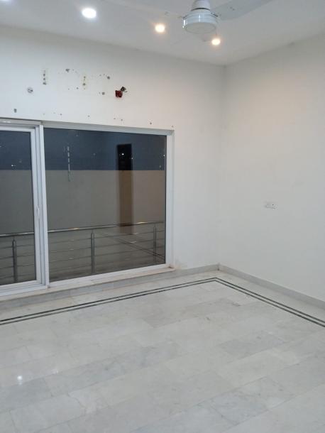 DHA phase 8, 1 kanal House for Rent Rent 180k-6