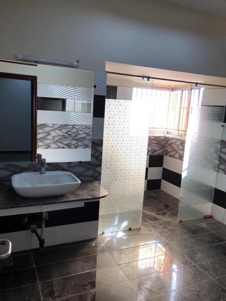 1 Kanal upper portion available for rent in Velancia Town Lahore-11