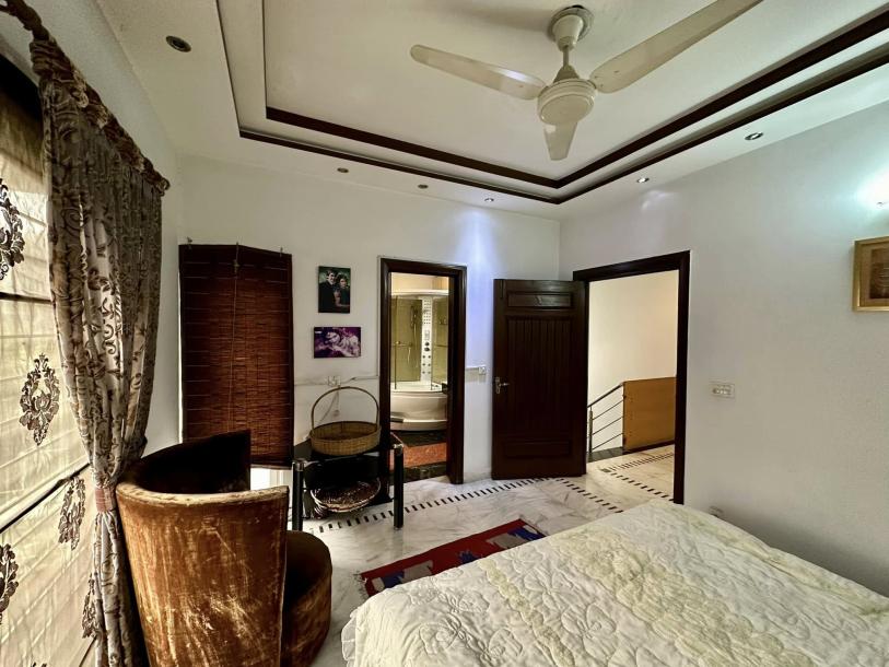 5 Marla (25*45 ft) old House for Sale at a very reasonable price in DHA Phase 5-5