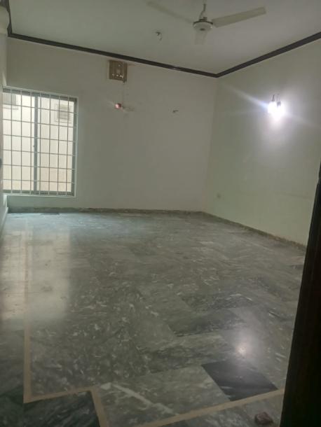 1 kanal upper portion for Rent 3 Bed attached Bath-1