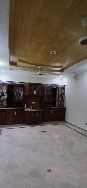 5 Marla House 1st and 2nd floor is Available for Rent in Johar Town phase 2 near Expo Center-9