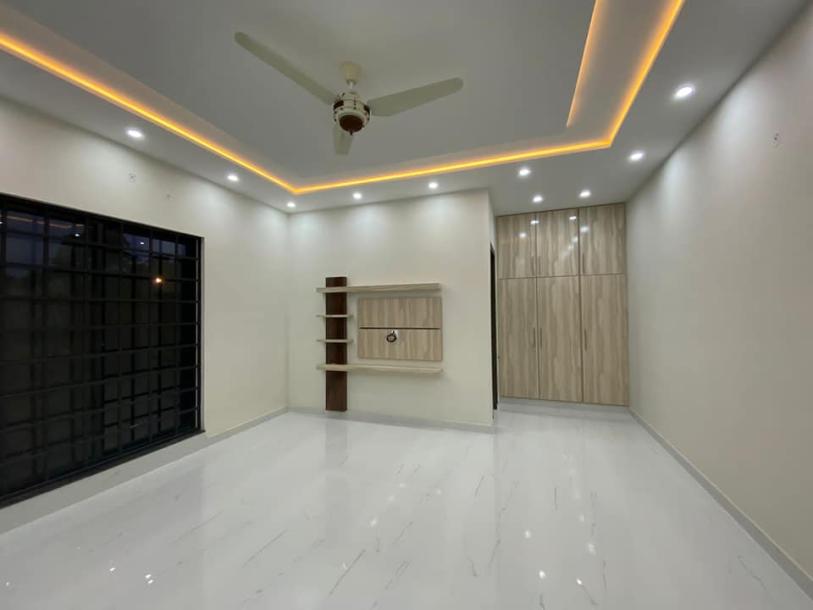 1 Kanal Brand New Ultra Modern Design House Available For Sale In Engineers Town Lahore-3