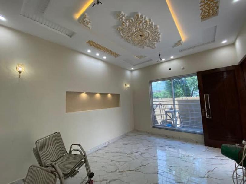 10 Marla Brand New House Available For Sale In Engineers Town Near DHA Rehber Lahore-9