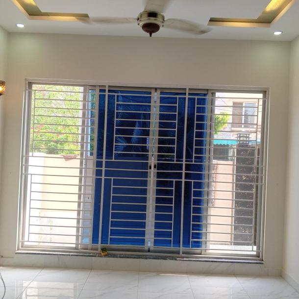 5 Marla Ground+Upper House For Rent in State Life Society-4