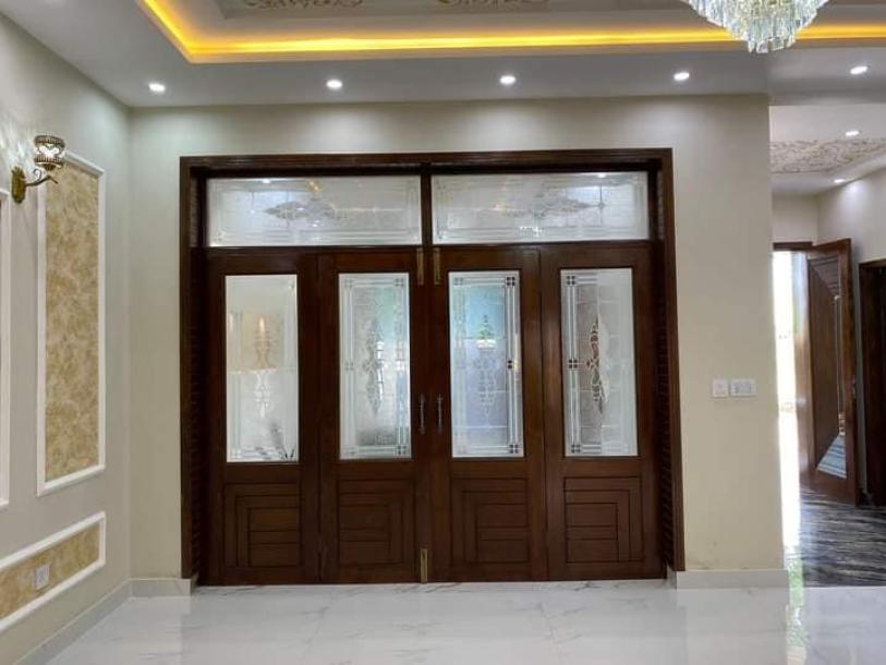 10 Marla Brand New House Available For Sale In Engineers Town Near DHA Rehber Lahore-5