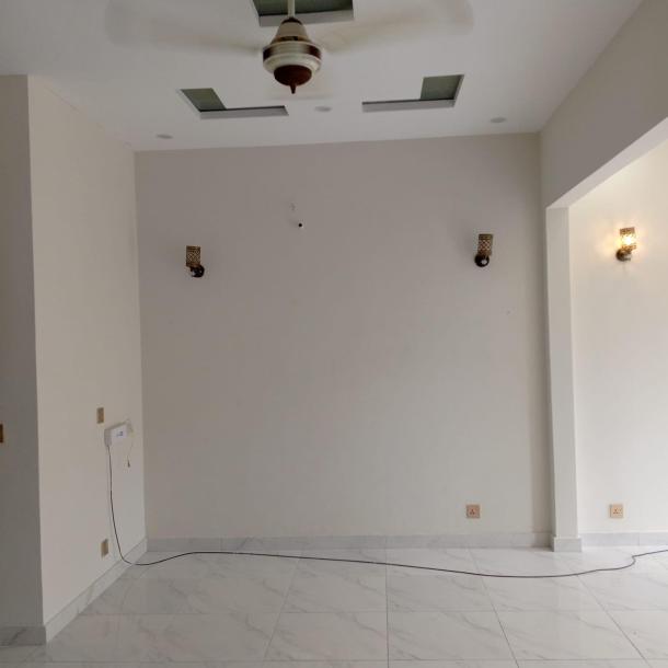 State life society Near DHA phase 5, 5 Marla House for Rent Rent:70k-8