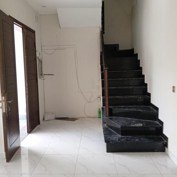 State life society Near DHA phase 5, 5 Marla House for Rent Rent:70k-6