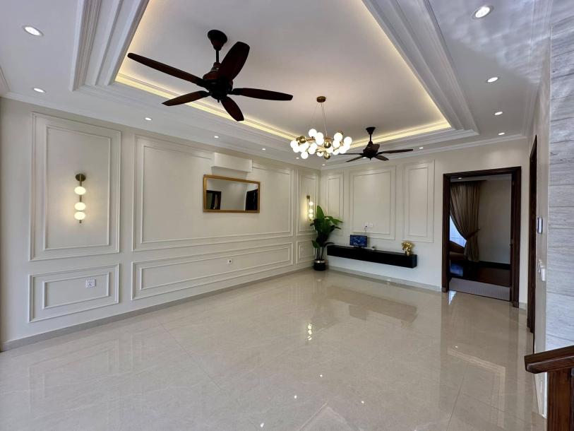 8 Marla Beautiful Omani(Arabian) Design House for sale in DHA Lahore-12