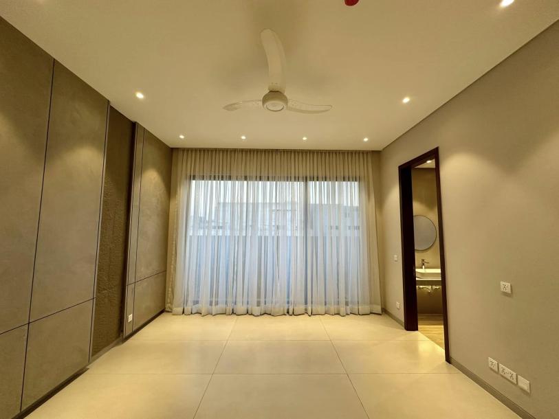 1 kanal Most Beautiful Ultra Modern Design House Available For Sale in DHA Phase 7 Lahore-10