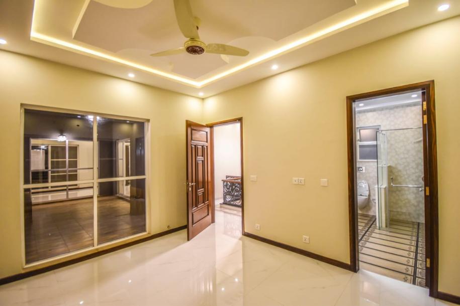 Luxurious 10 Marla House for Sale in DHA Phase 9 Town, Lahore Near Main Boulevard, Commercial Area, Schools, Parks, and Mosques-18