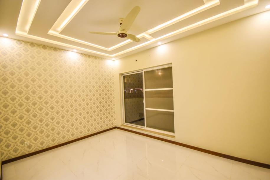 Luxurious 10 Marla House for Sale in DHA Phase 9 Town, Lahore Near Main Boulevard, Commercial Area, Schools, Parks, and Mosques-13