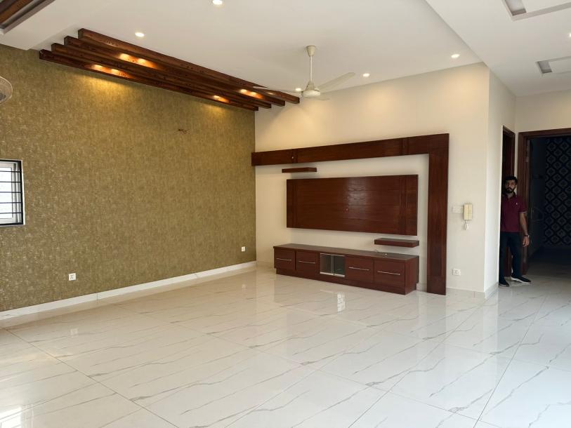 8 Marla Beautiful Omani(Arabian) Design House for sale in DHA Lahore-38