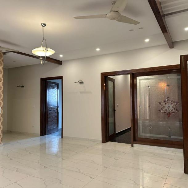 8 Marla Beautiful Omani(Arabian) Design House for sale in DHA Lahore-19