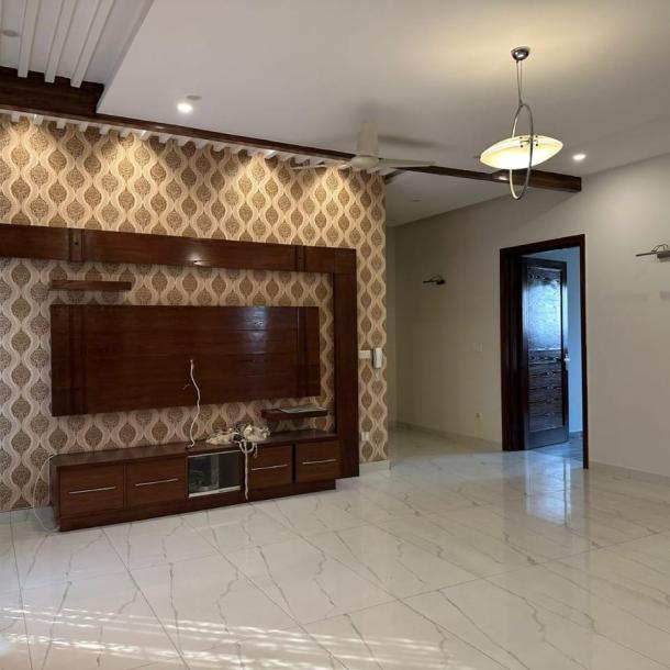 8 Marla Beautiful Omani(Arabian) Design House for sale in DHA Lahore-18