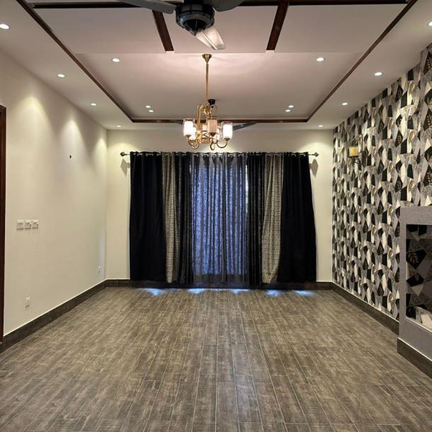 8 Marla Beautiful Omani(Arabian) Design House for sale in DHA Lahore-16