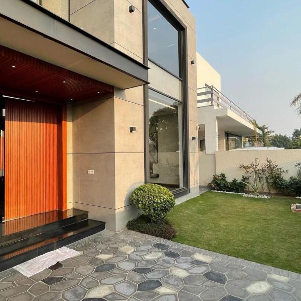 1 Kanal Ultra Modern Design House For Sale in DHA Phase 6, Lahore-3